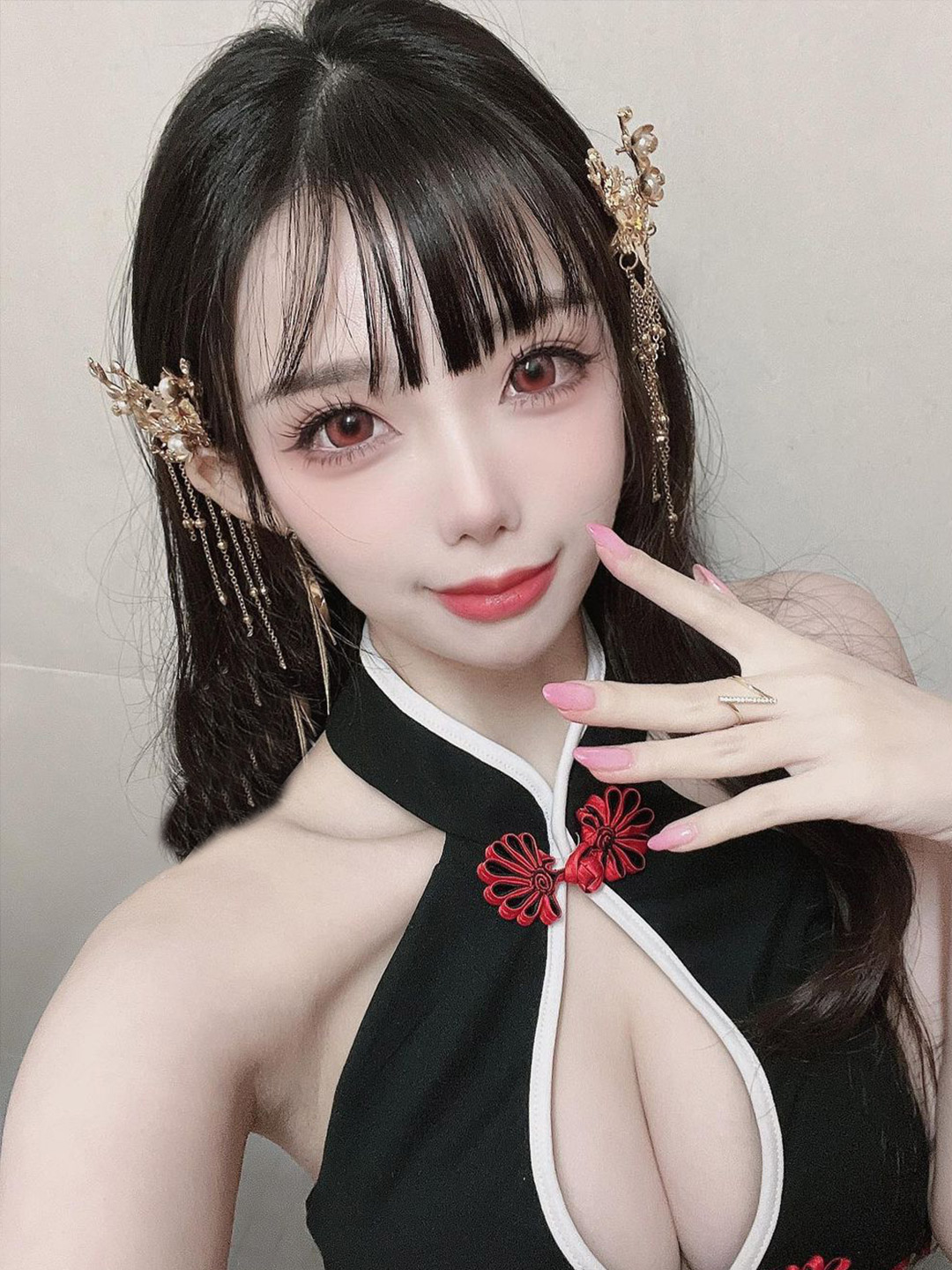 モモ